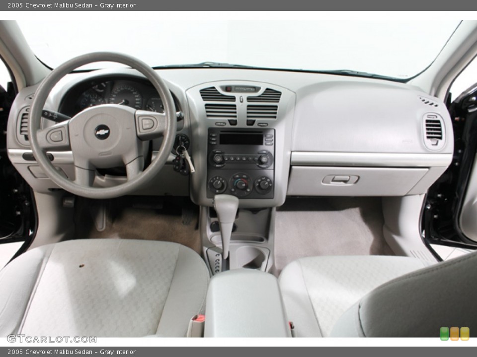 Gray Interior Dashboard for the 2005 Chevrolet Malibu Sedan #77587665