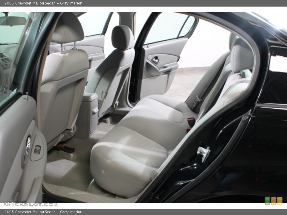 Gray Interior Rear Seat for the 2005 Chevrolet Malibu Sedan #77588058