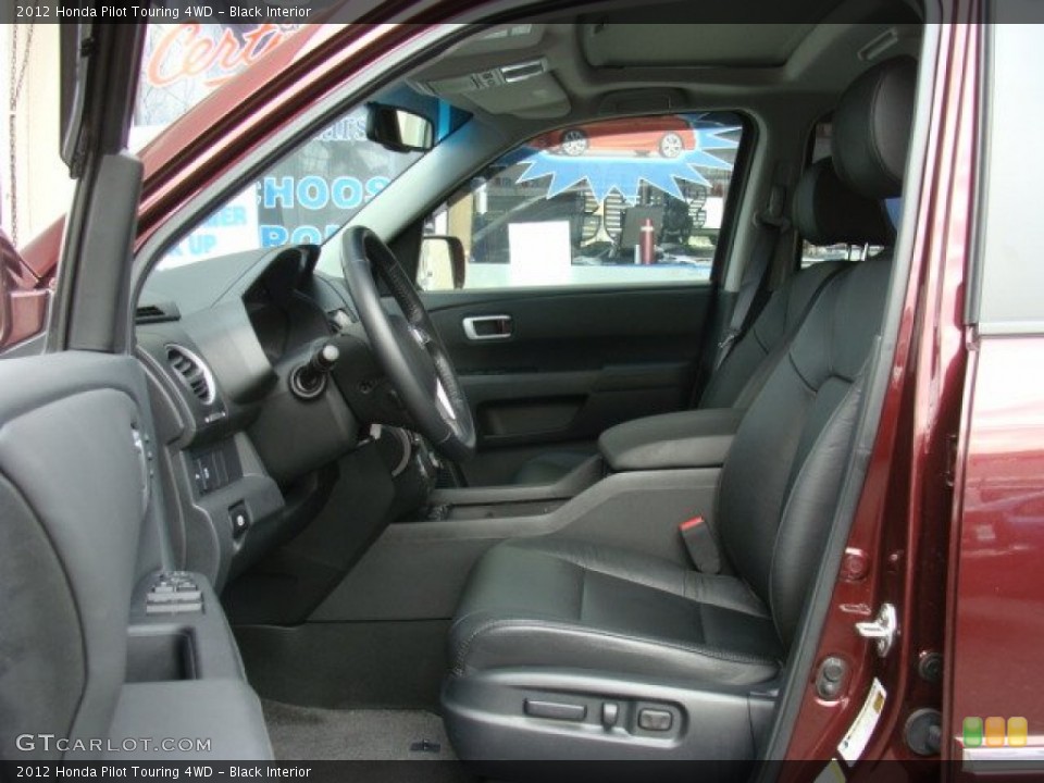 Black Interior Photo for the 2012 Honda Pilot Touring 4WD #77588136