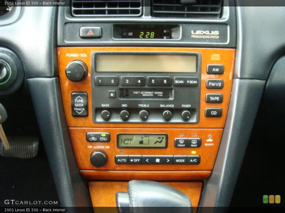 Black Interior Controls for the 2001 Lexus ES 300 #77589165