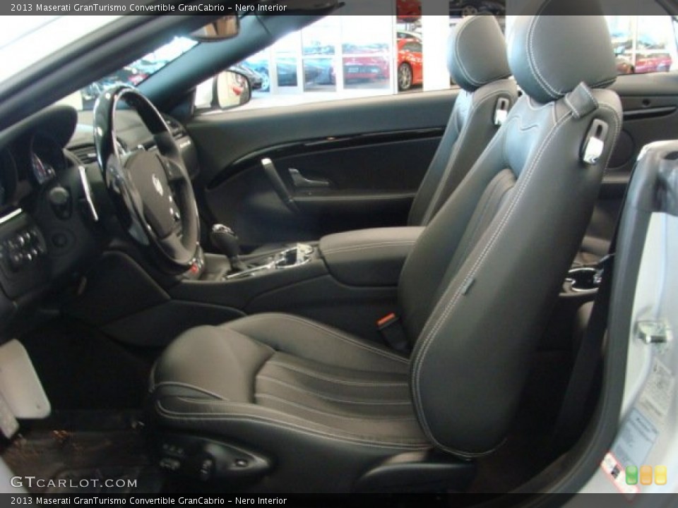 Nero Interior Photo for the 2013 Maserati GranTurismo Convertible GranCabrio #77590035