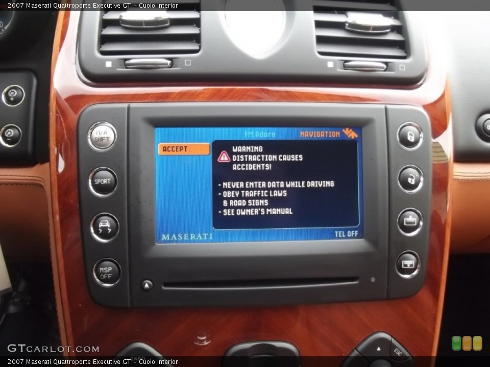 Cuoio Interior Controls for the 2007 Maserati Quattroporte Executive GT #77602887
