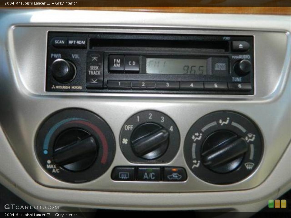 Gray Interior Controls for the 2004 Mitsubishi Lancer ES #77619371