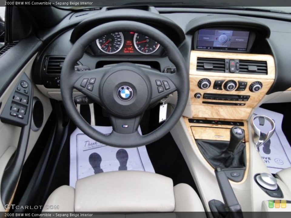 Sepang Beige Interior Dashboard for the 2008 BMW M6 Convertible #77627218