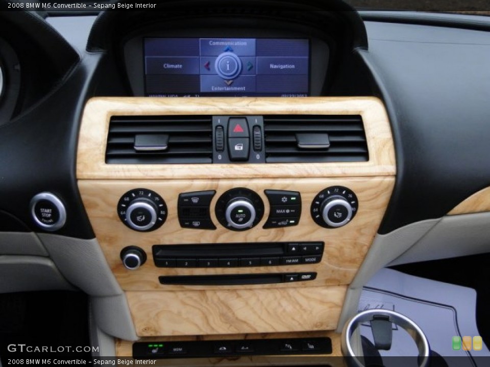 Sepang Beige Interior Controls for the 2008 BMW M6 Convertible #77627252