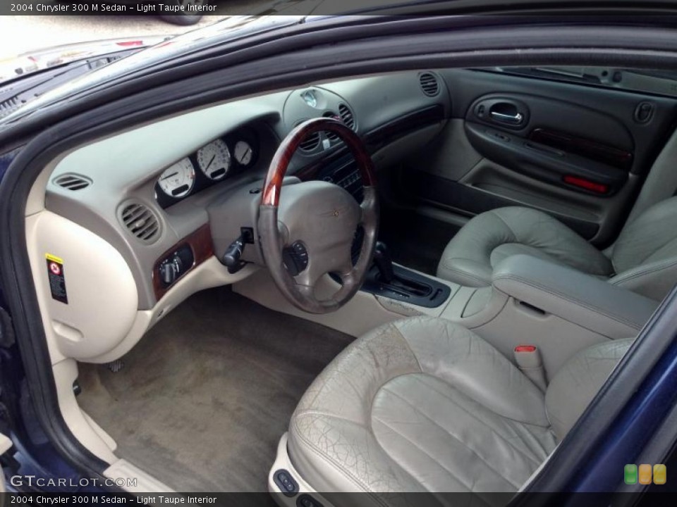 Light Taupe Interior Photo for the 2004 Chrysler 300 M Sedan #77627603