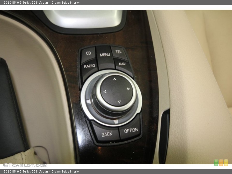 Cream Beige Interior Controls for the 2010 BMW 5 Series 528i Sedan #77631529