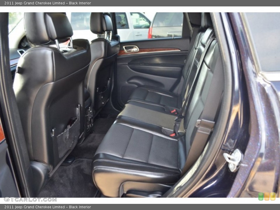 Black Interior Rear Seat for the 2011 Jeep Grand Cherokee Limited #77640891