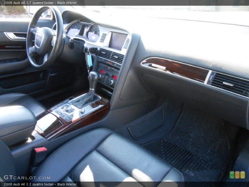 Black Interior Dashboard for the 2008 Audi A6 3.2 quattro Sedan #77641000
