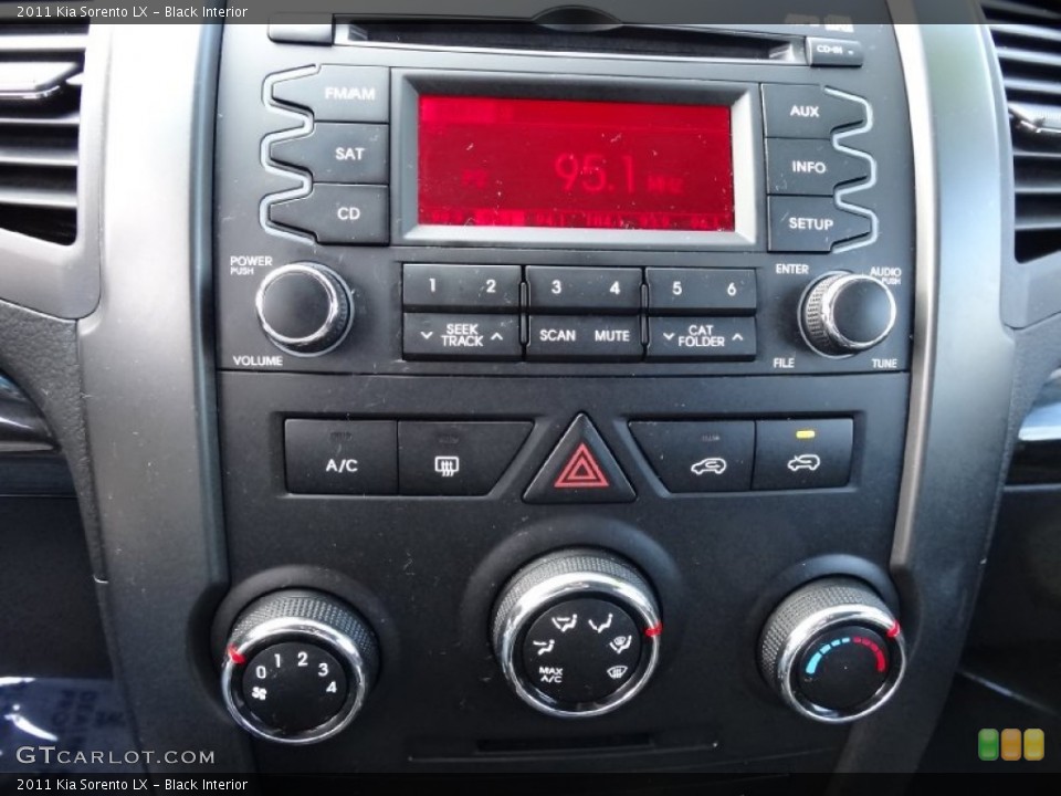 Black Interior Controls for the 2011 Kia Sorento LX #77642089