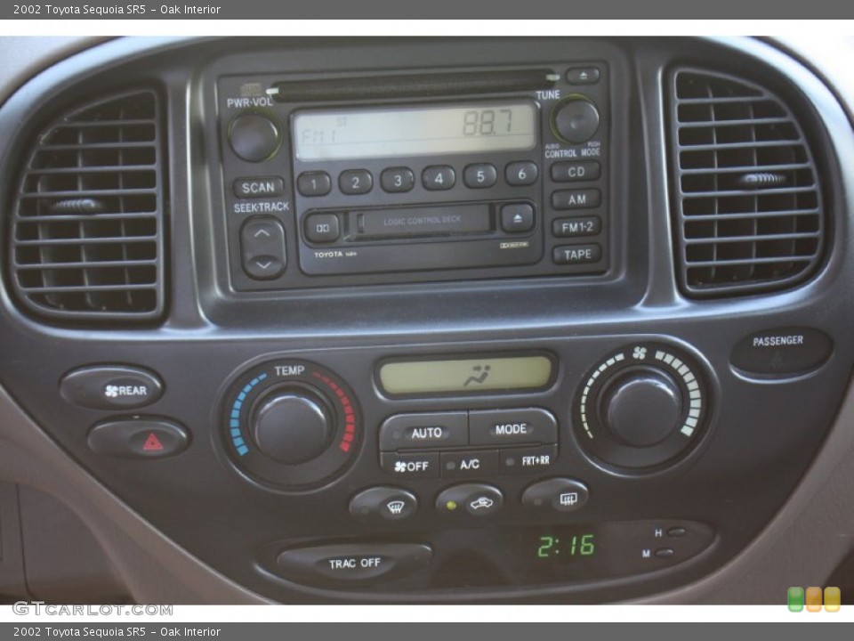 Oak Interior Controls for the 2002 Toyota Sequoia SR5 #77646789