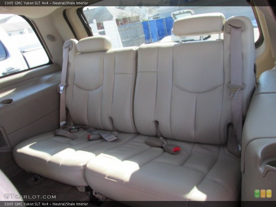 Neutral/Shale Interior Rear Seat for the 2005 GMC Yukon SLT 4x4 #77648670