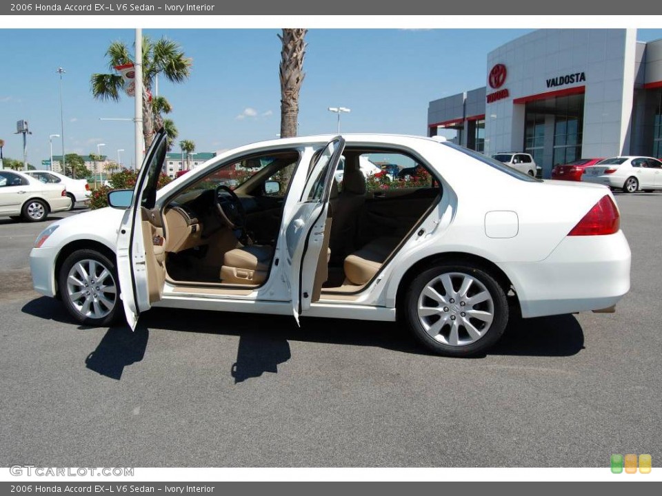 Ivory Interior Photo for the 2006 Honda Accord EX-L V6 Sedan #7765299