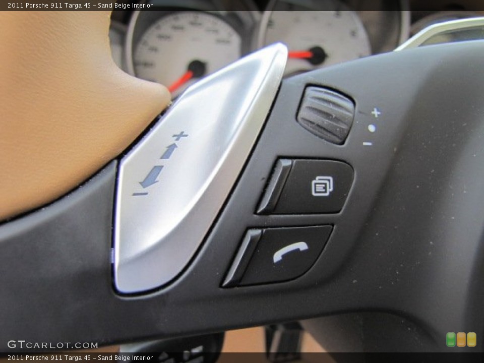 Sand Beige Interior Controls for the 2011 Porsche 911 Targa 4S #77660274