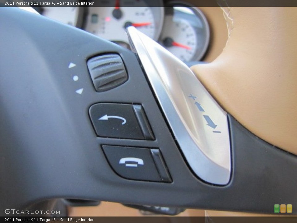 Sand Beige Interior Controls for the 2011 Porsche 911 Targa 4S #77660290