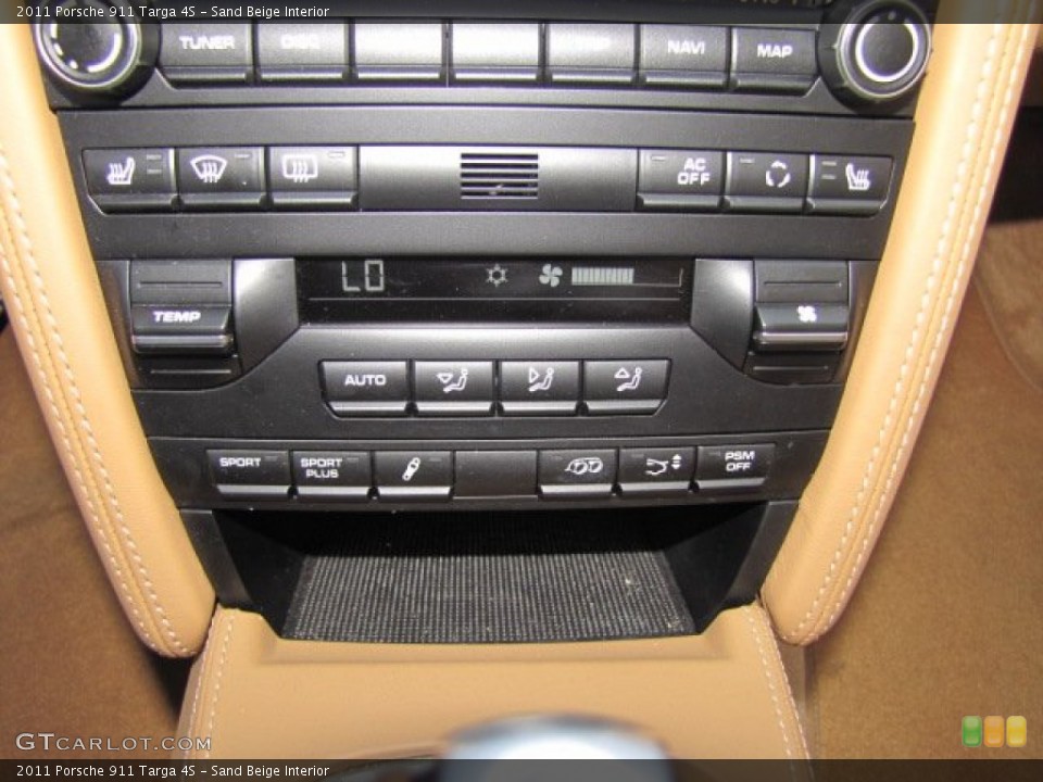 Sand Beige Interior Controls for the 2011 Porsche 911 Targa 4S #77660403