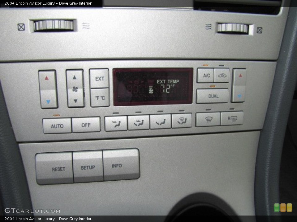 Dove Grey Interior Controls for the 2004 Lincoln Aviator Luxury #77663344