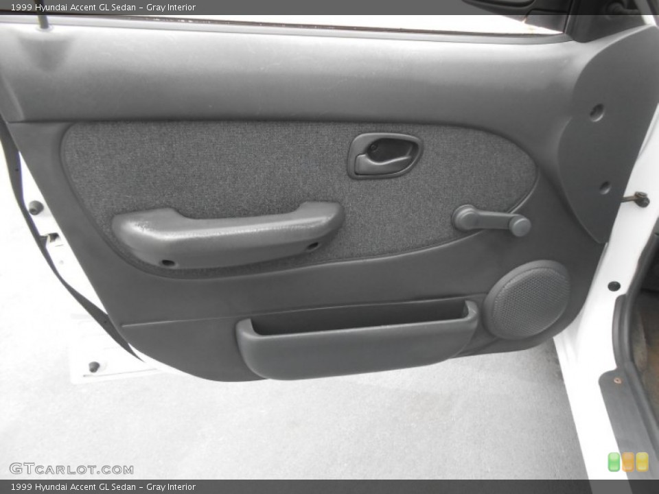 Gray Interior Door Panel for the 1999 Hyundai Accent GL Sedan #77668086