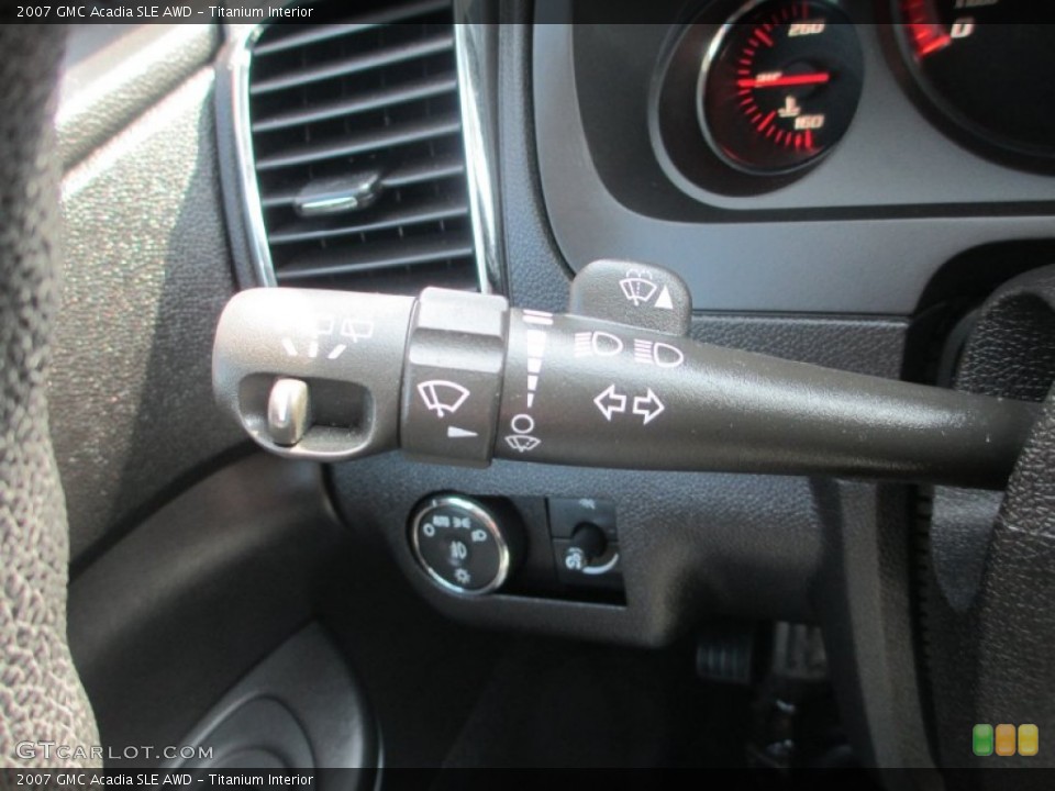 Titanium Interior Controls for the 2007 GMC Acadia SLE AWD #77669637