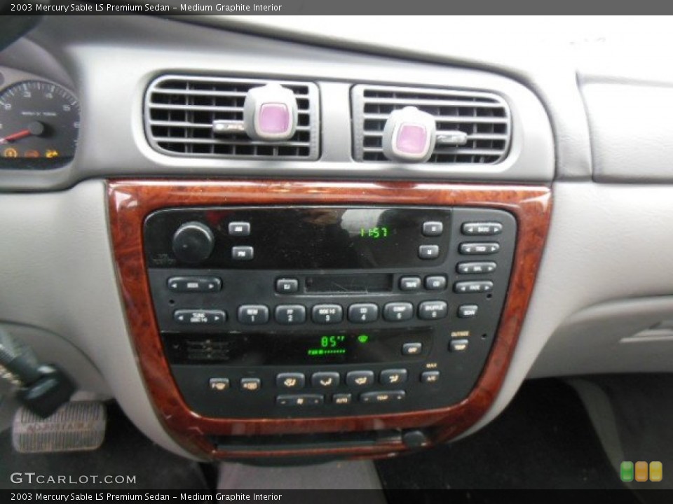 Medium Graphite Interior Controls for the 2003 Mercury Sable LS Premium Sedan #77675842