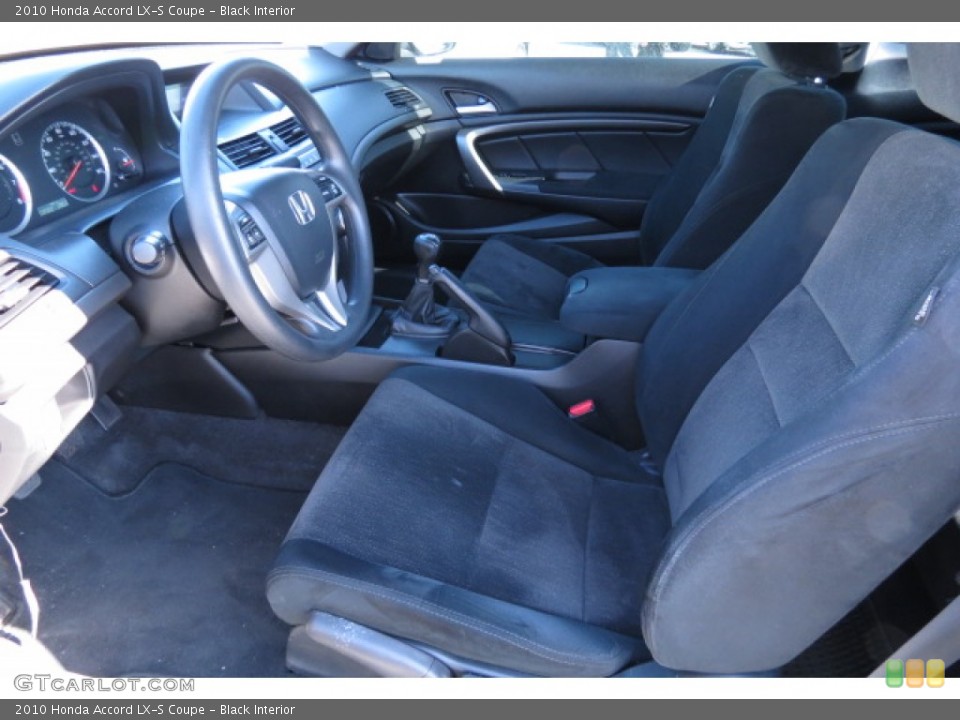 Black Interior Photo for the 2010 Honda Accord LX-S Coupe #77681262