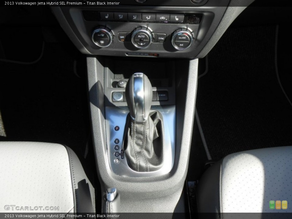 Titan Black Interior Transmission for the 2013 Volkswagen Jetta Hybrid SEL Premium #77684078