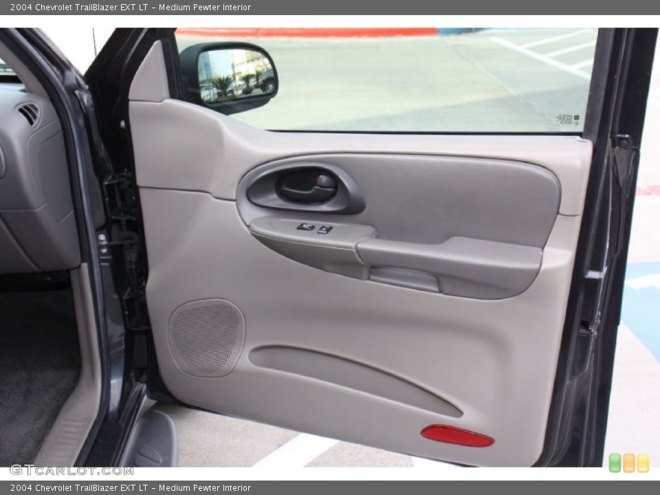 Medium Pewter Interior Door Panel for the 2004 Chevrolet TrailBlazer EXT LT #77685141