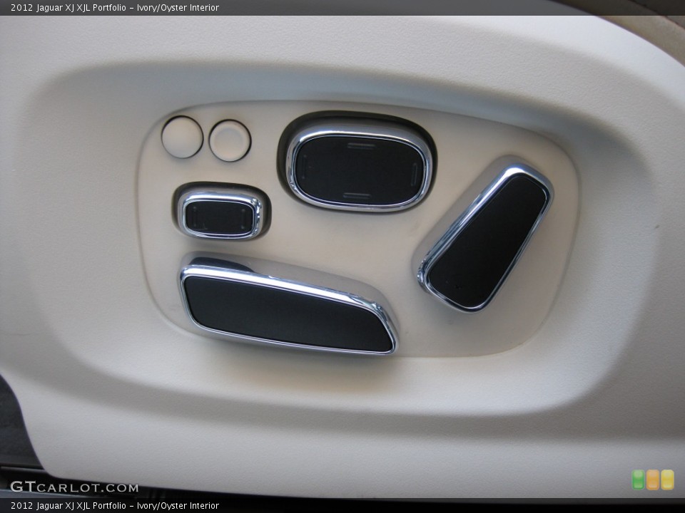 Ivory/Oyster Interior Controls for the 2012 Jaguar XJ XJL Portfolio #77690544
