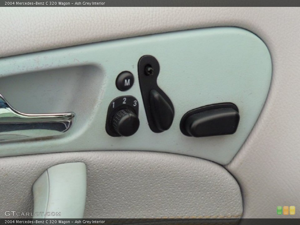 Ash Grey Interior Controls for the 2004 Mercedes-Benz C 320 Wagon #77693692