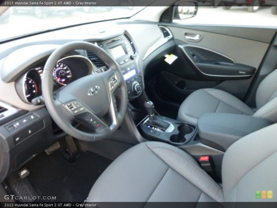 Gray 2013 Hyundai Santa Fe Interiors