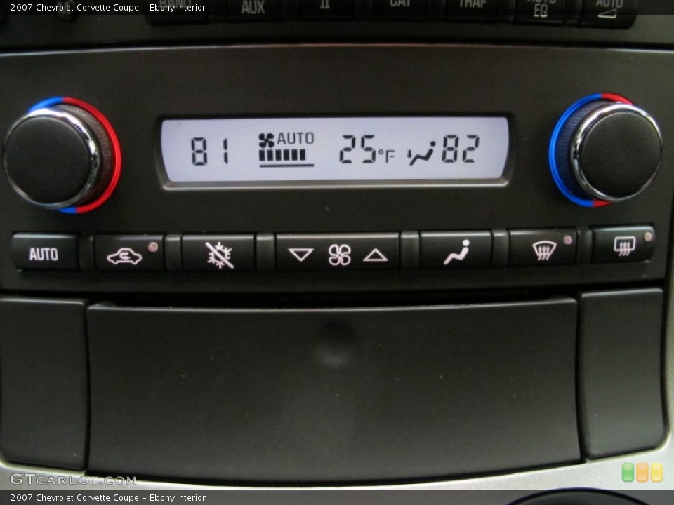 Ebony Interior Controls for the 2007 Chevrolet Corvette Coupe #77696214