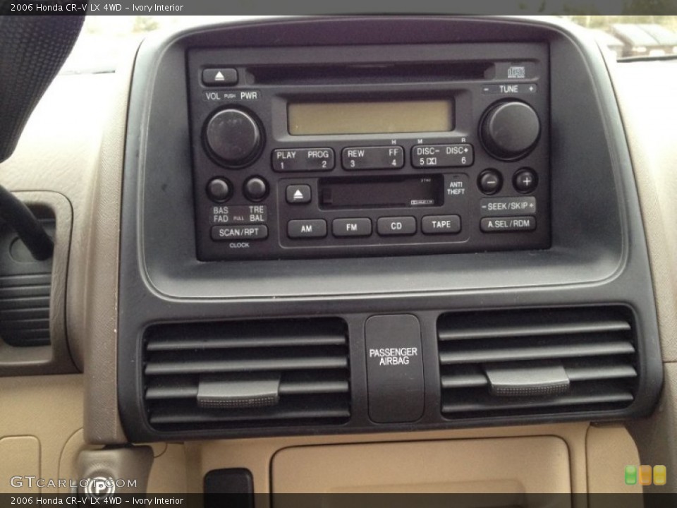 Ivory Interior Audio System for the 2006 Honda CR-V LX 4WD #77703804
