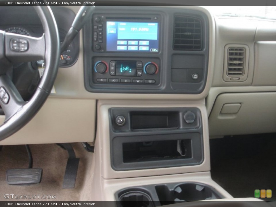 Tan/Neutral Interior Controls for the 2006 Chevrolet Tahoe Z71 4x4 #77706448