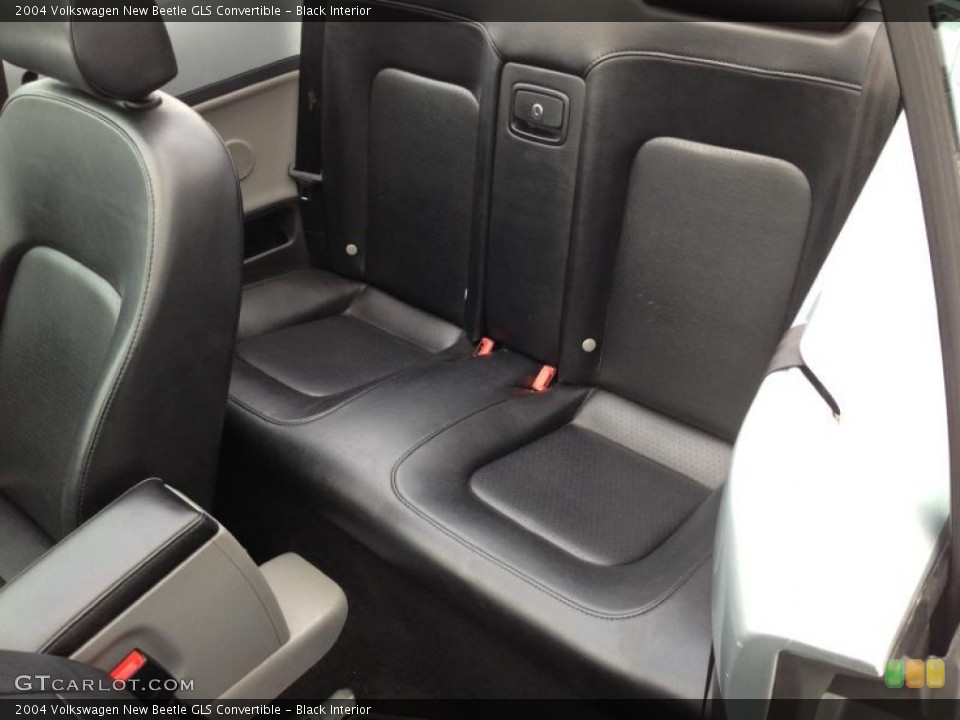 Black Interior Rear Seat for the 2004 Volkswagen New Beetle GLS Convertible #77710480