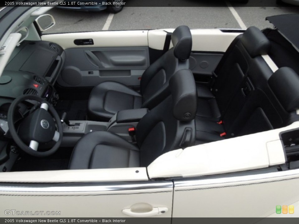 Black Interior Photo for the 2005 Volkswagen New Beetle GLS 1.8T Convertible #77714144