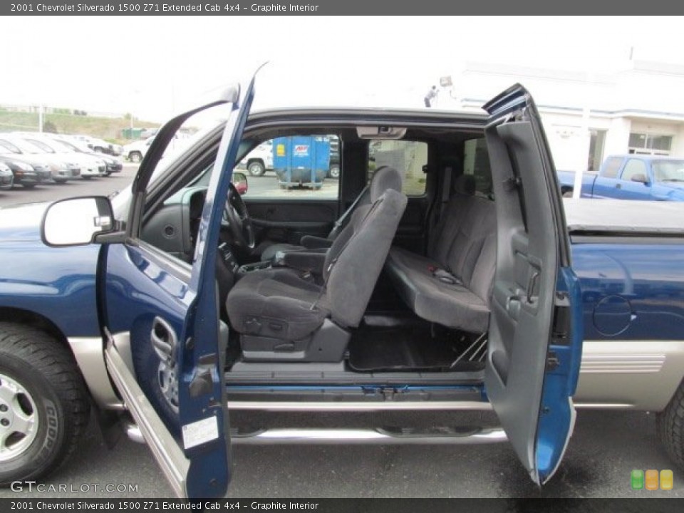 Graphite Interior Photo for the 2001 Chevrolet Silverado 1500 Z71 Extended Cab 4x4 #77715420