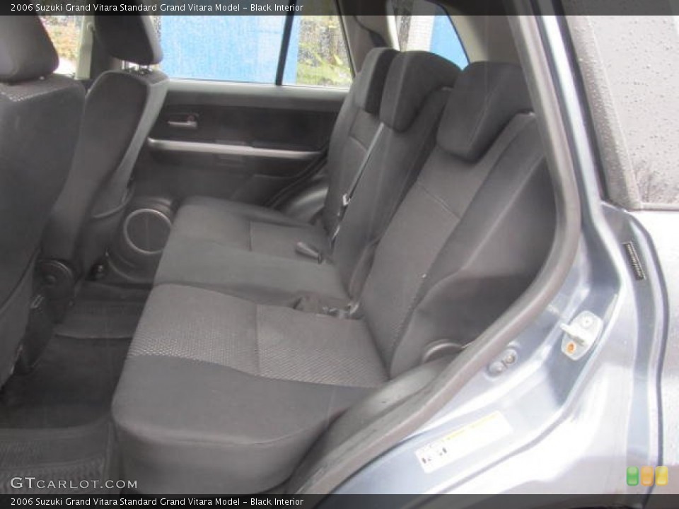 Black Interior Rear Seat for the 2006 Suzuki Grand Vitara  #77717582