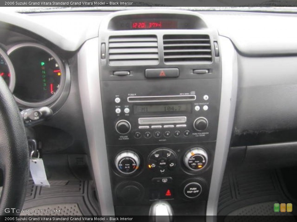 Black Interior Controls for the 2006 Suzuki Grand Vitara  #77717616