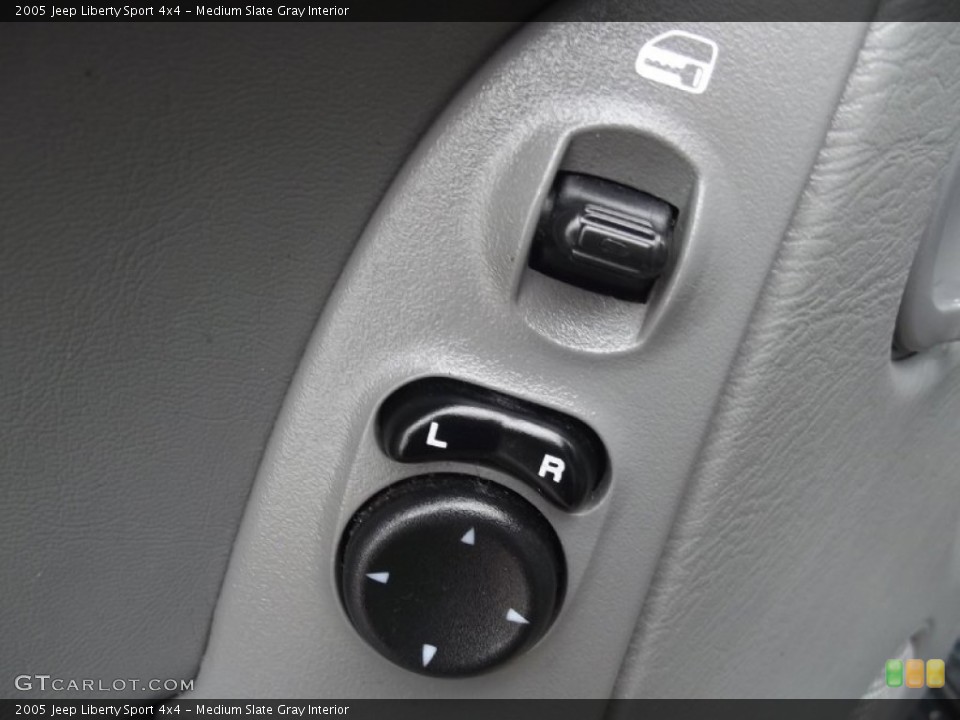 Medium Slate Gray Interior Controls for the 2005 Jeep Liberty Sport 4x4 #77718049