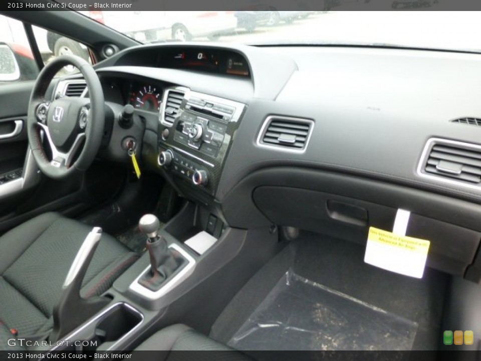 Black Interior Dashboard for the 2013 Honda Civic Si Coupe #77719172