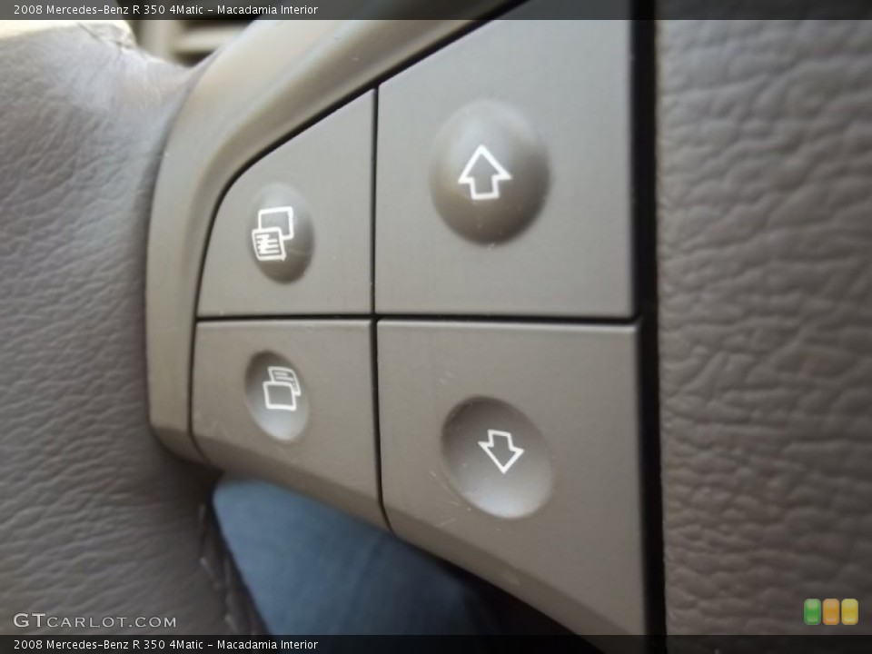Macadamia Interior Controls for the 2008 Mercedes-Benz R 350 4Matic #77722314