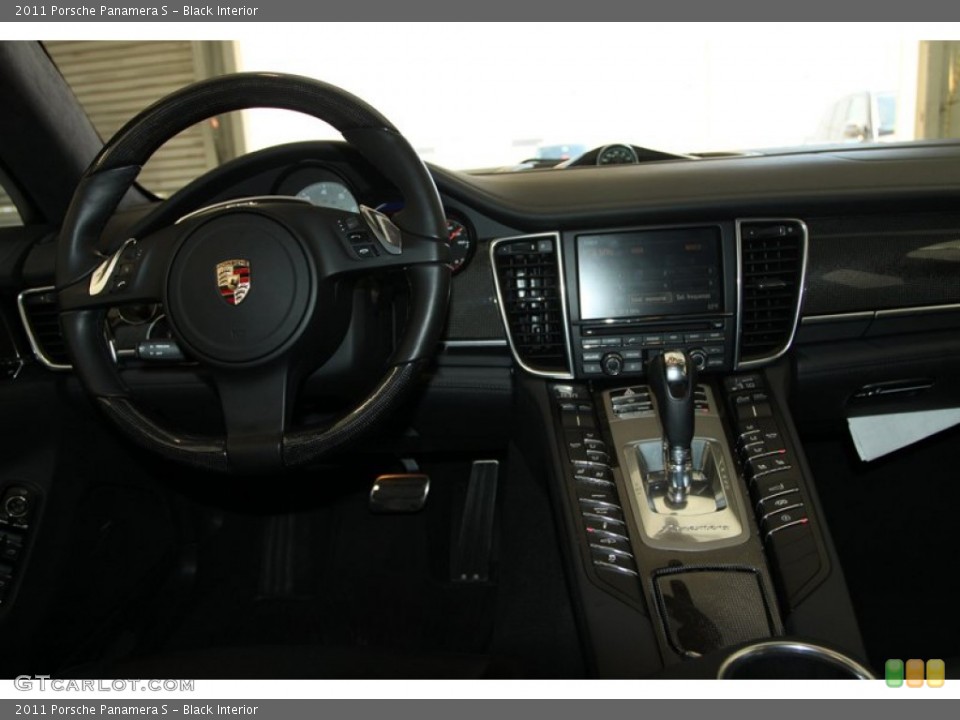 Black Interior Dashboard for the 2011 Porsche Panamera S #77724825