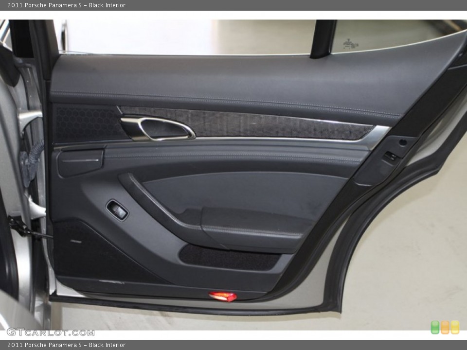Black Interior Door Panel for the 2011 Porsche Panamera S #77724999