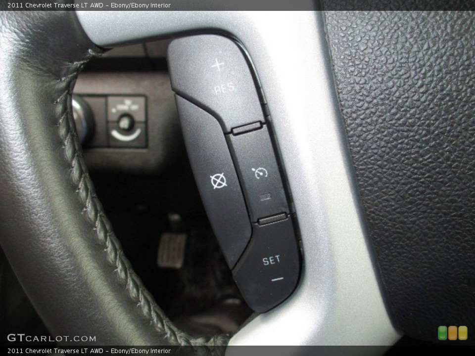Ebony/Ebony Interior Controls for the 2011 Chevrolet Traverse LT AWD #77725281