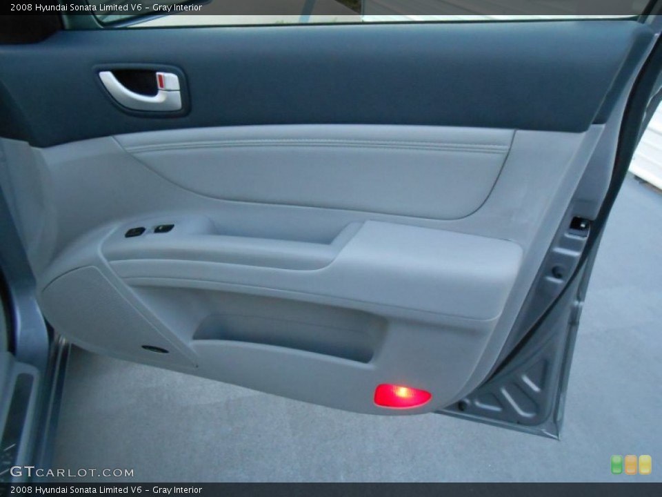 Gray Interior Door Panel for the 2008 Hyundai Sonata Limited V6 #77727908