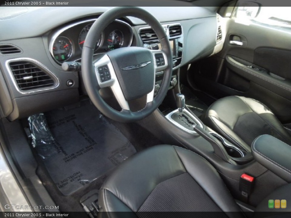 Black 2011 Chrysler 200 Interiors