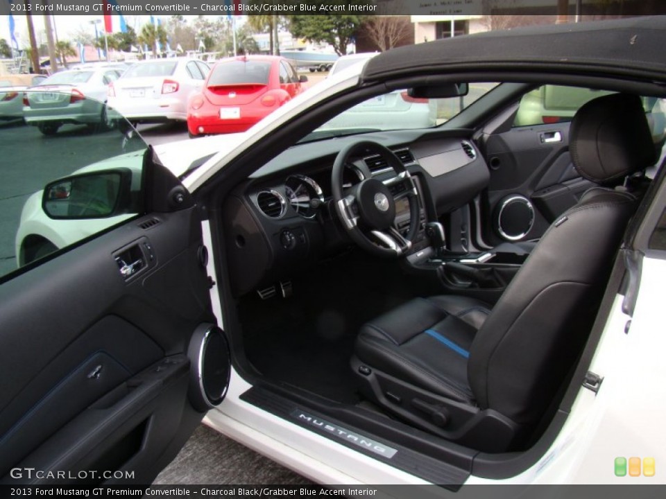 Charcoal Black/Grabber Blue Accent Interior Photo for the 2013 Ford Mustang GT Premium Convertible #77738197