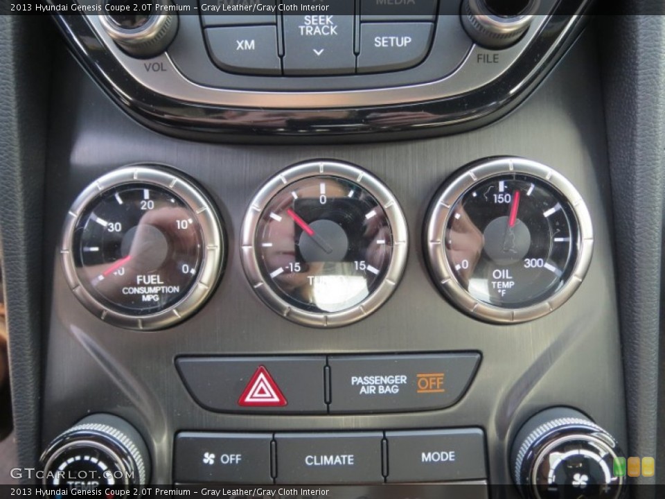 Gray Leather/Gray Cloth Interior Controls for the 2013 Hyundai Genesis Coupe 2.0T Premium #77741514