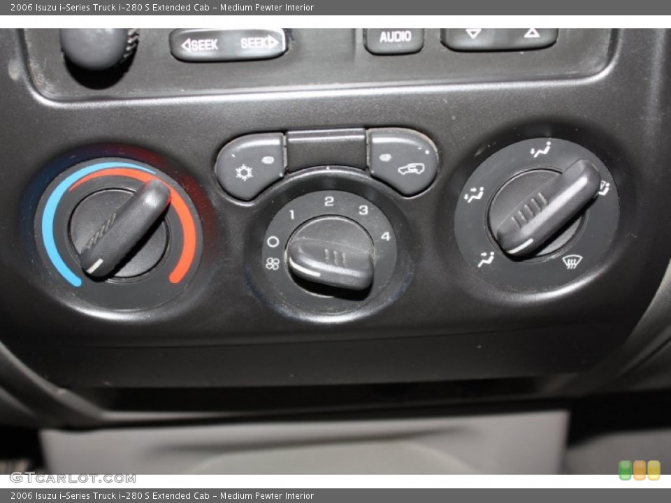 Medium Pewter Interior Controls for the 2006 Isuzu i-Series Truck i-280 S Extended Cab #77741991