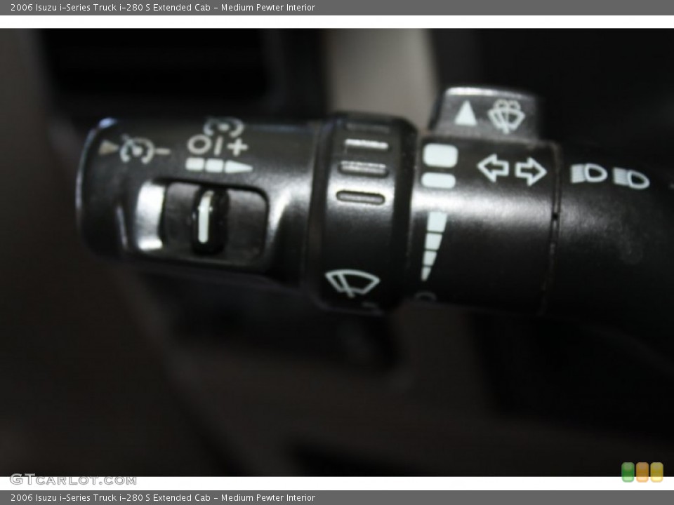 Medium Pewter Interior Controls for the 2006 Isuzu i-Series Truck i-280 S Extended Cab #77742078